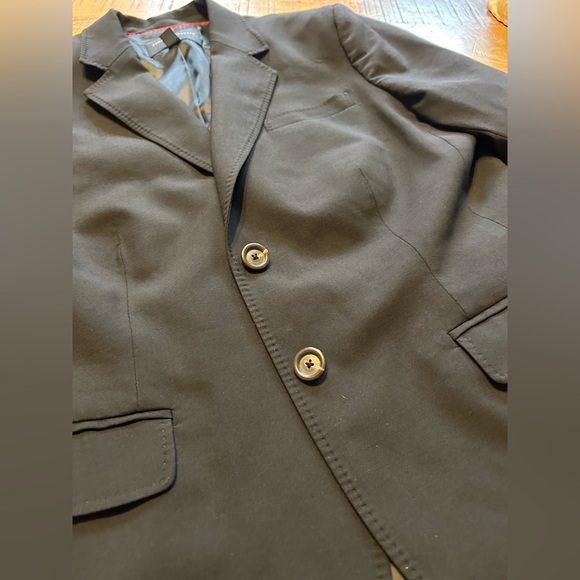 Banana Republic Black Blazer; size 14; great condition. - Picture 6 of 8